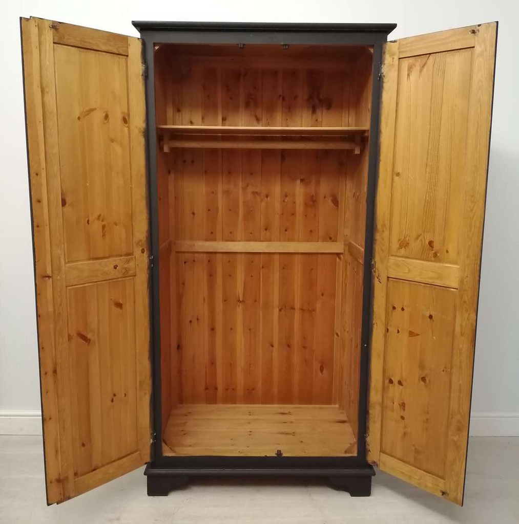 Pine ‘Natural Charcoal’ Double Wardrobe