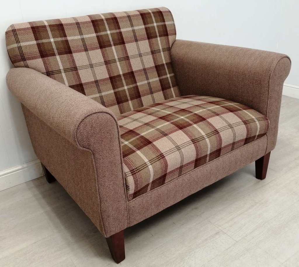 Large Tartan Cuddle Chair