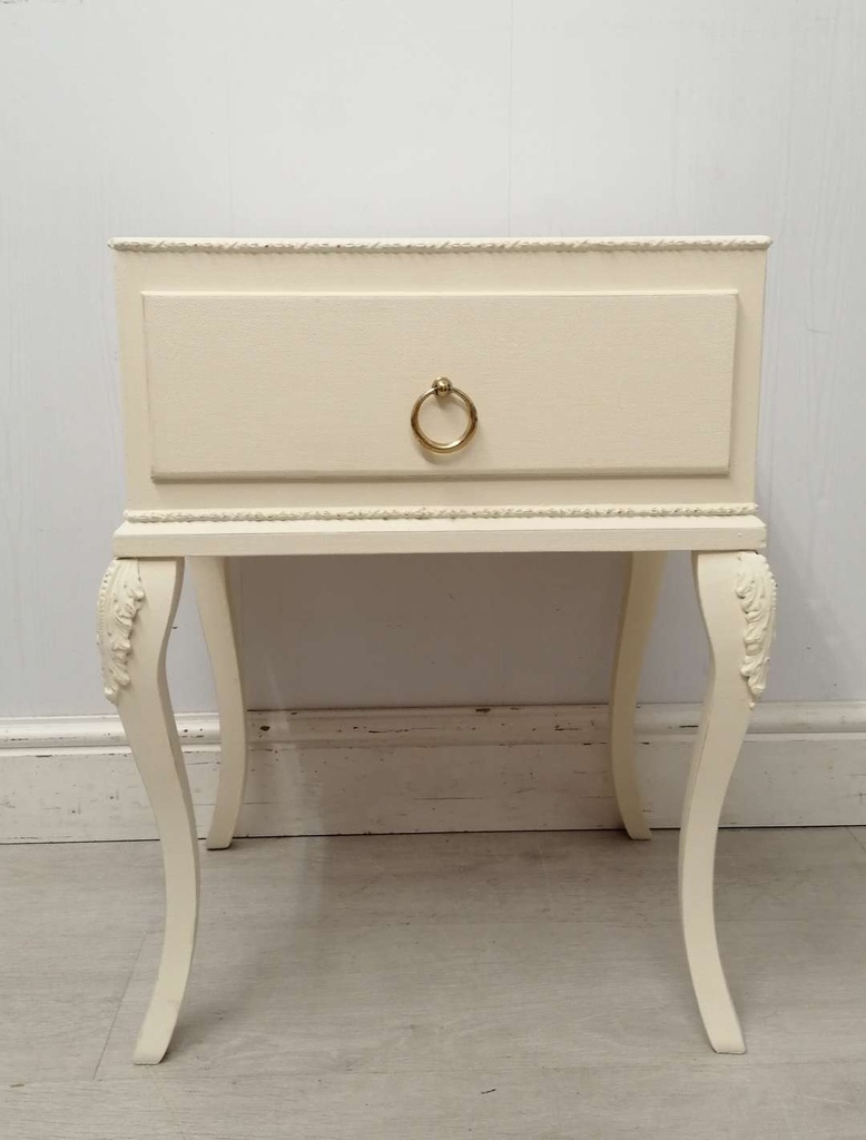 Marie Antoinette ‘Clotted Cream’ Bedside Table