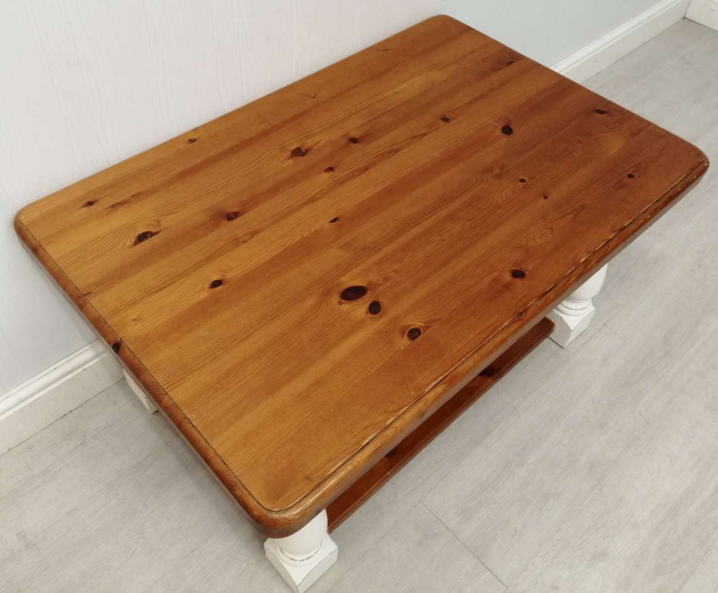 ‘Chalk White’ Solid Pine Coffee Table