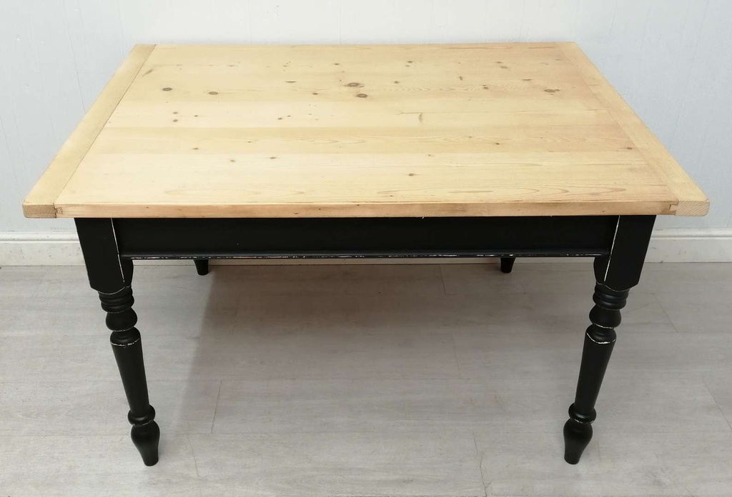 4ft Breadboard End Pine Dining Table