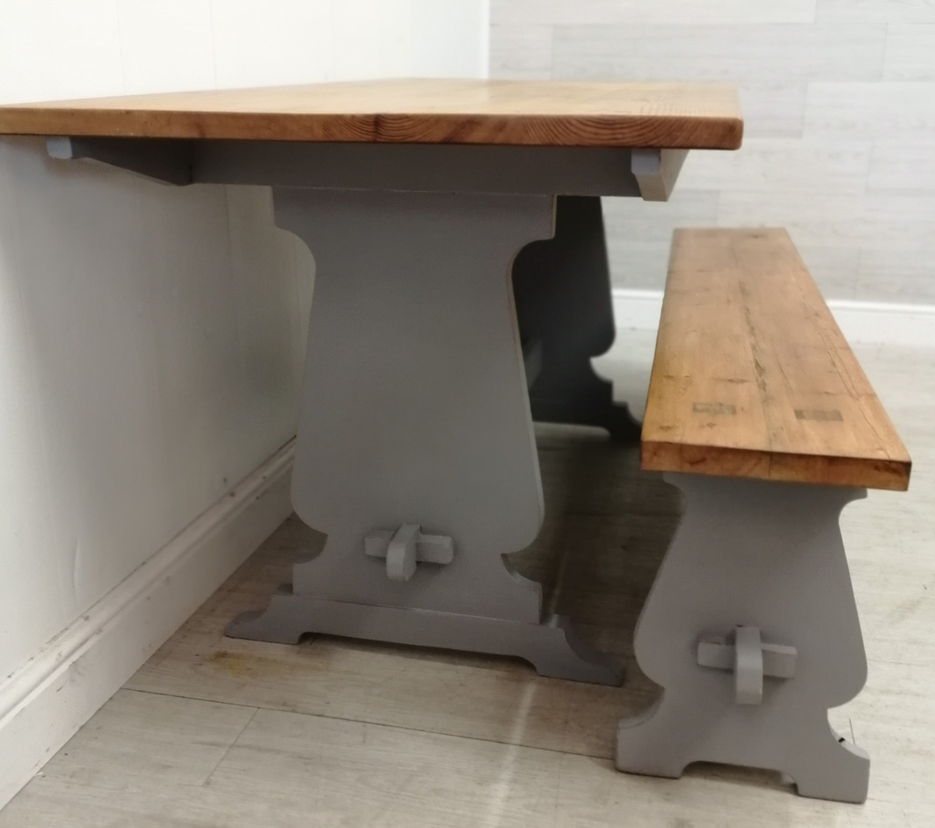 LOVELY SHABBY CHIC pine DINING TABLE &amp; BENCH SET
