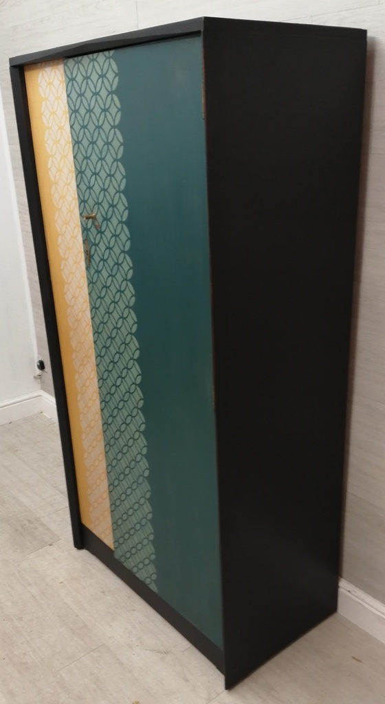 STUNING RETRO PAINTED WARDROBE