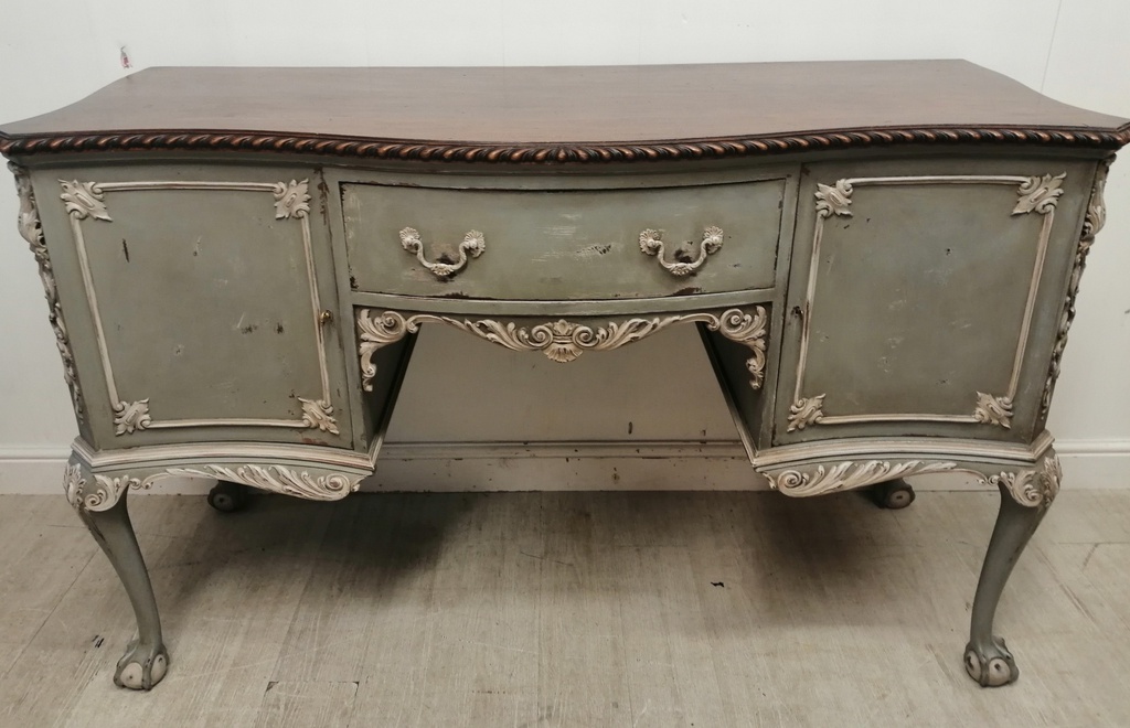 STUNNING FRENCH STYLE SIDEBOARD