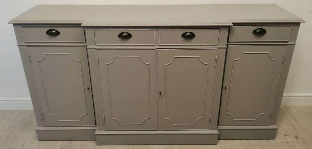 LOVELY CLASSIClarge  ' grey ' SIDEBOARD