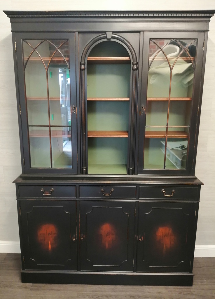 lovely Glazed Top Display Unit