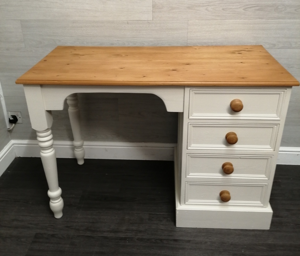 pine painted dressing /desk